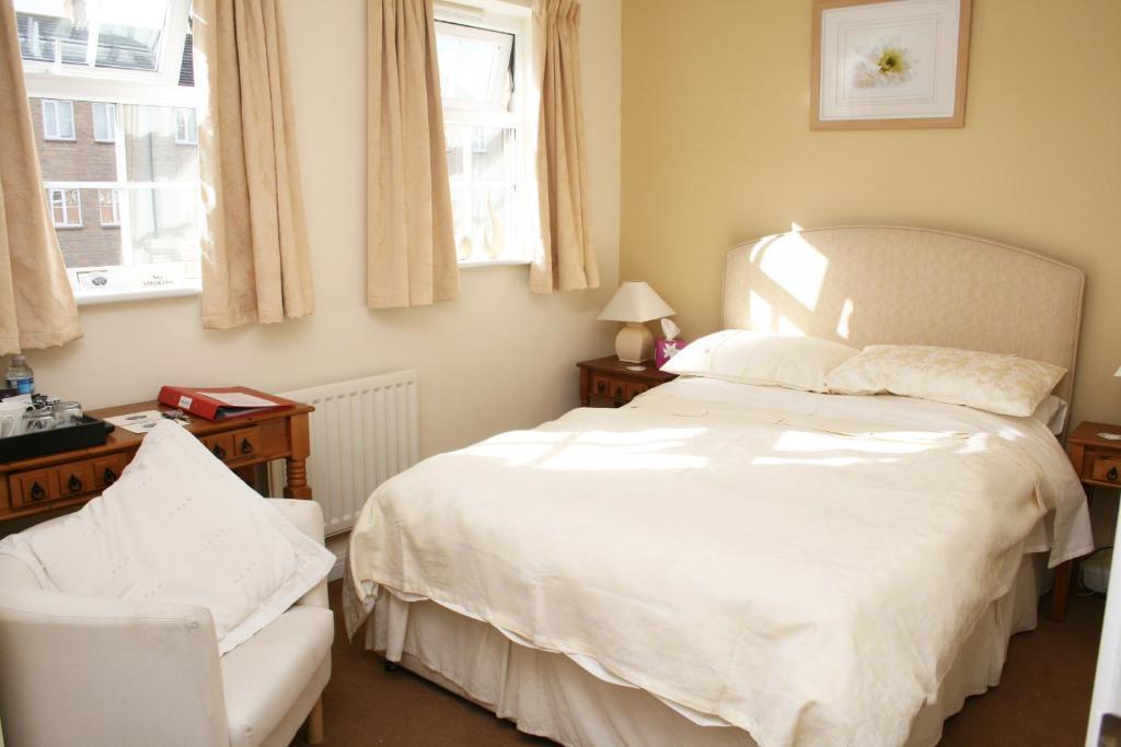 Hanwell House Banbury Room photo
